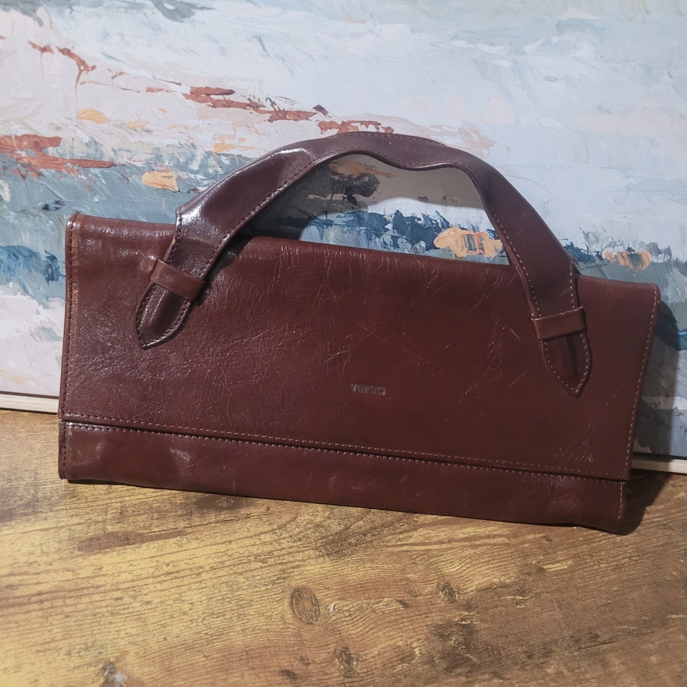 Chic Boho Brown Leather Clutch With Unique Handle. Verso Brand.